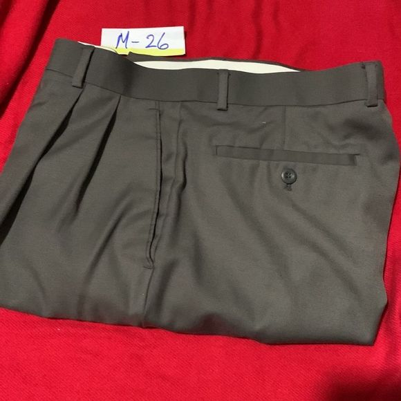 Men’s Louis Raphael Cuffed Dress Pants - Picture 8 of 8